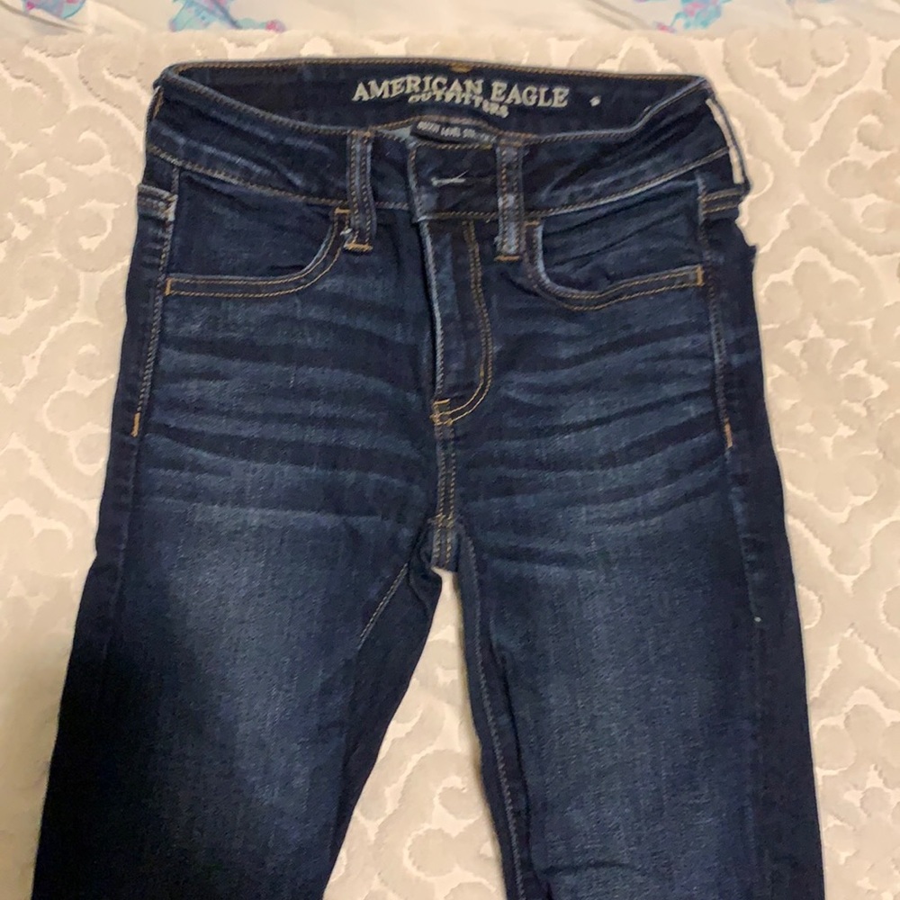 AMERICAN EAGLE SKINNY JEANS